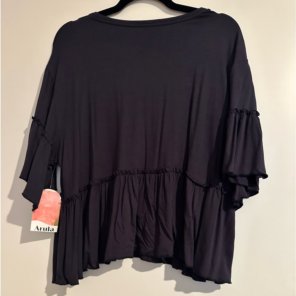 Arula /Alter’d State top